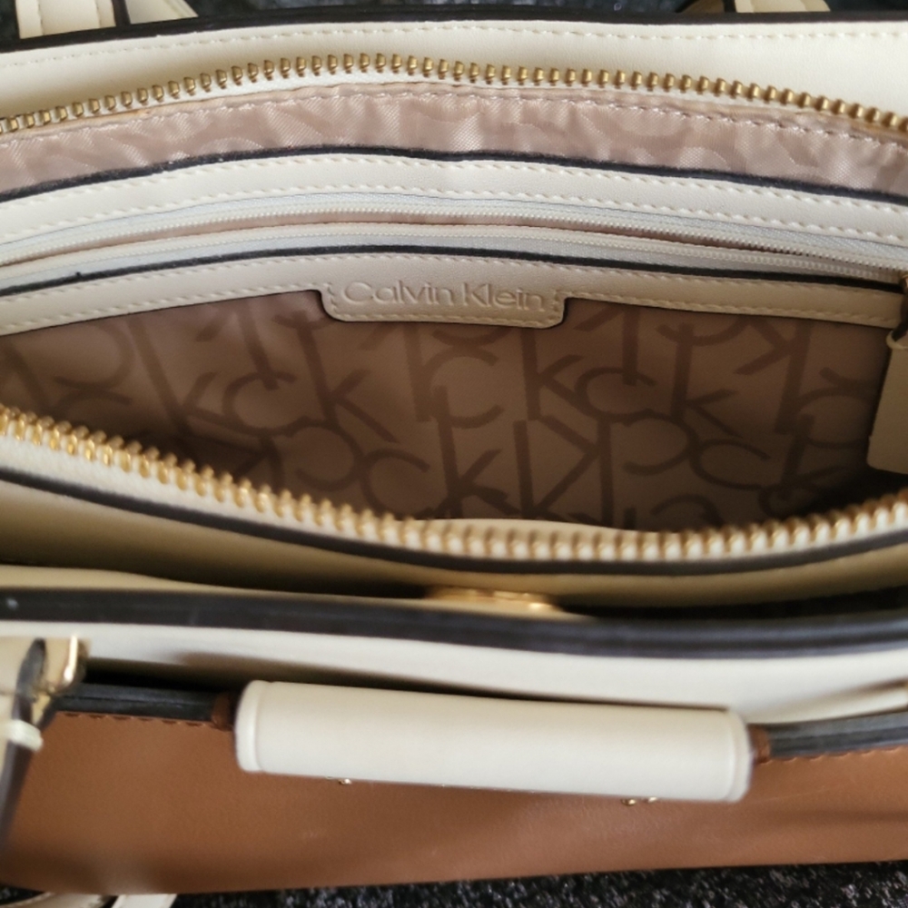 Women bag